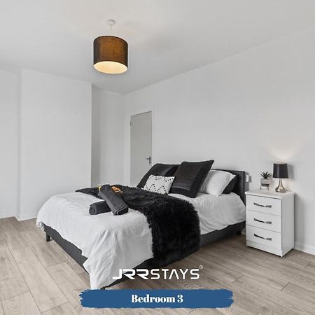 Nuneaton - Ideal 3 Bedroom, Wi-Fi Parking, Sleeps 6 - Jrr Stays Eksteriør bilde