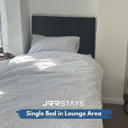 Nuneaton - Ideal 3 Bedroom, Wi-Fi Parking, Sleeps 6 - Jrr Stays Eksteriør bilde
